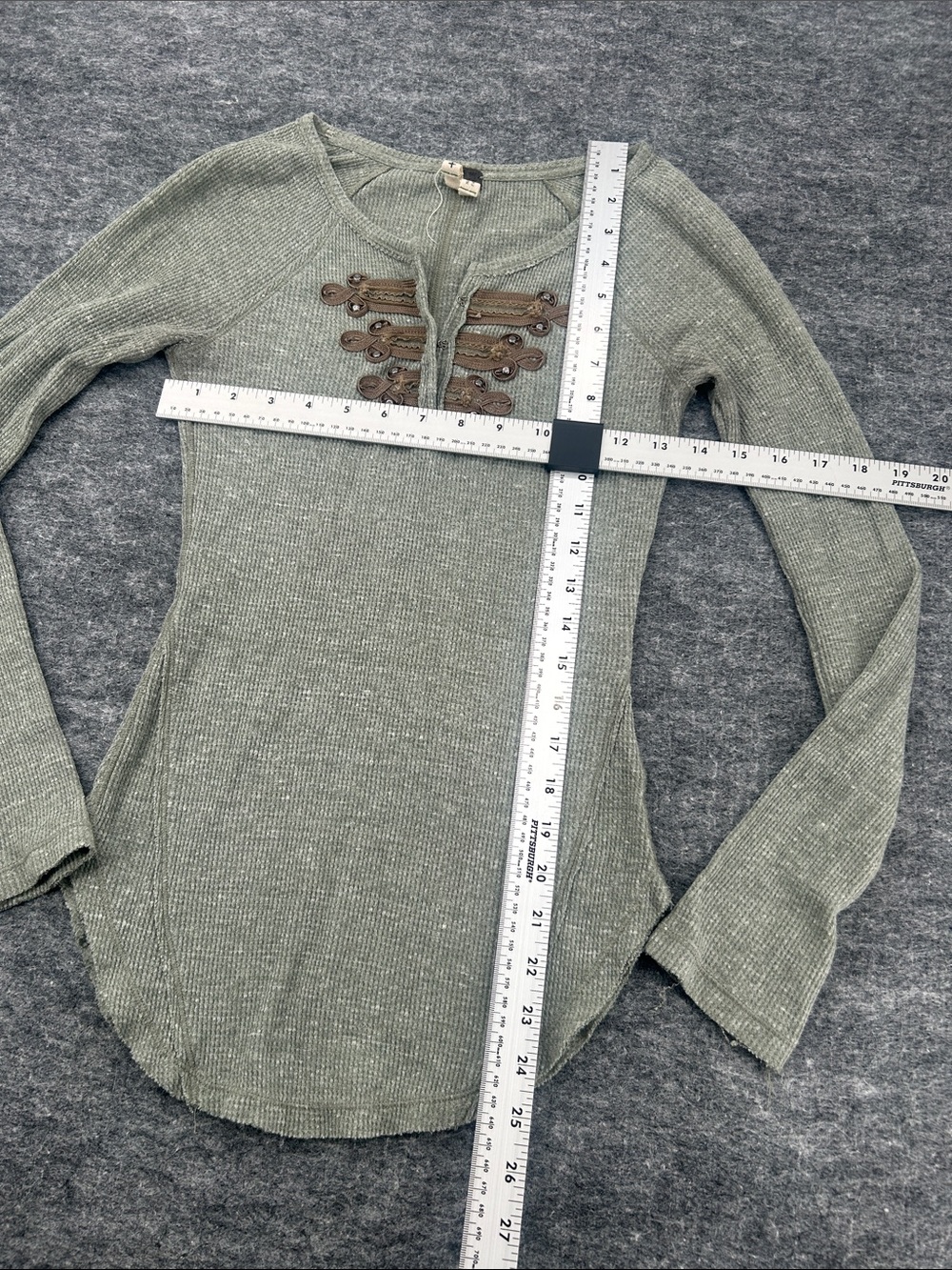 We The Free Free People Thermal Henley Top Olive Green Waffle Knit XS Boho - Picture 3 of 9